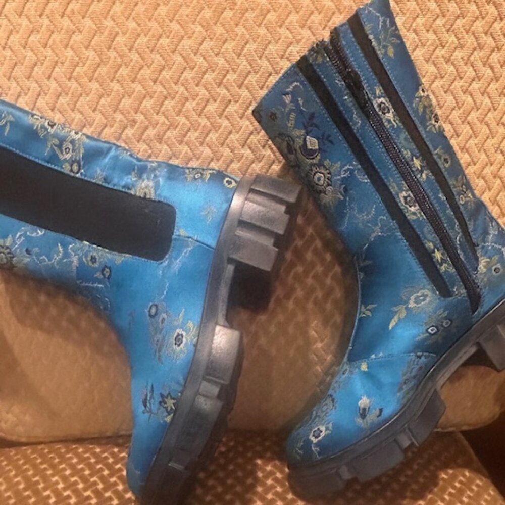 Free People Brooks Turquoise Blue Brocade Lug Sole Chelsea Boots NEW - Picture 15 of 16